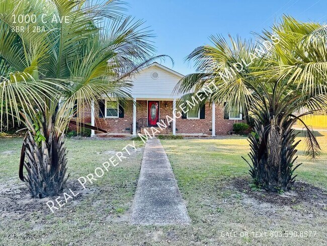 Foto del edificio - 1000 C Ave