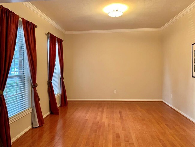 Building Photo - 4510 Colony Oaks Ct