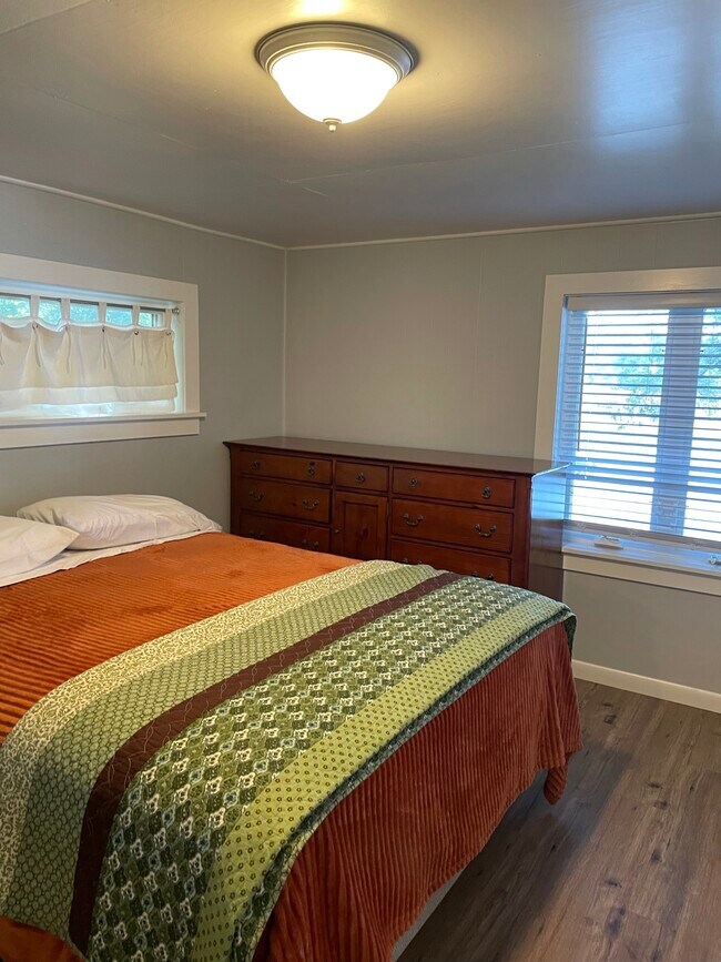 Foto del edificio - 7880 Ribeck Ln