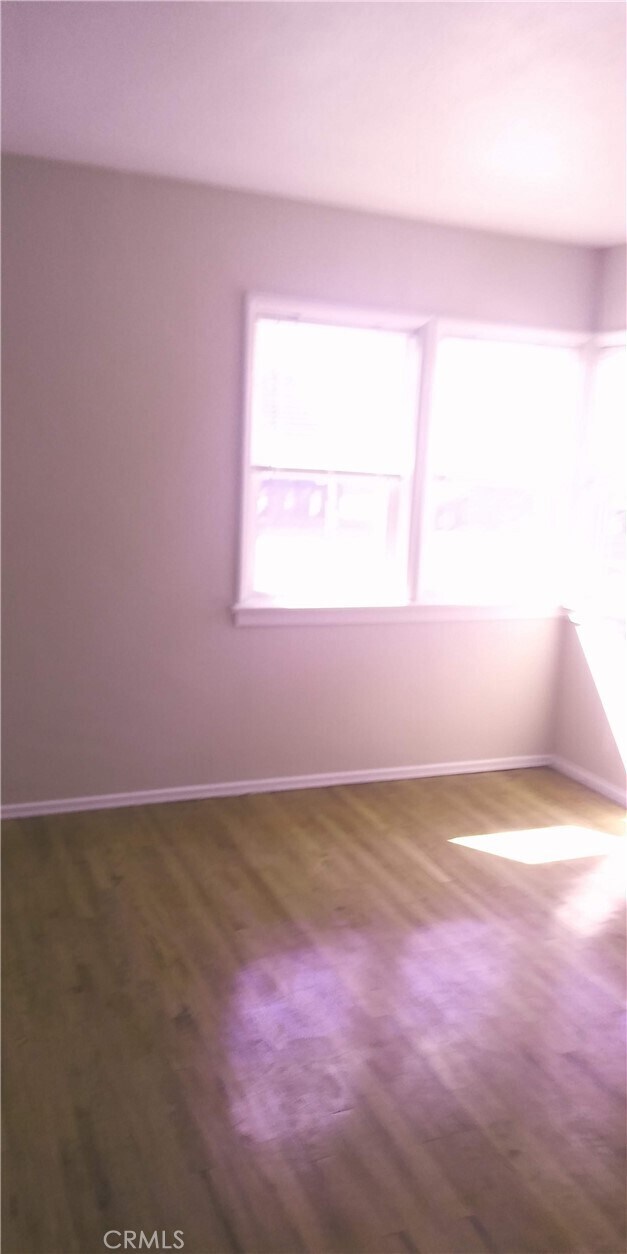 Foto del edificio - 8507 Fontana St
