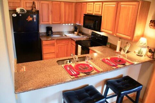 Foto del edificio - Long Term or Seasonal: Warm inviting condo for your family in the Colorado Rocky Mountains with a...