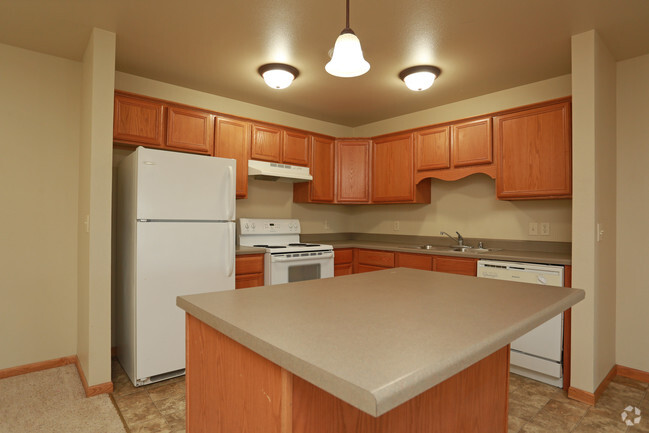 3BR, 2BA - 1208 SF - Archway Apartments