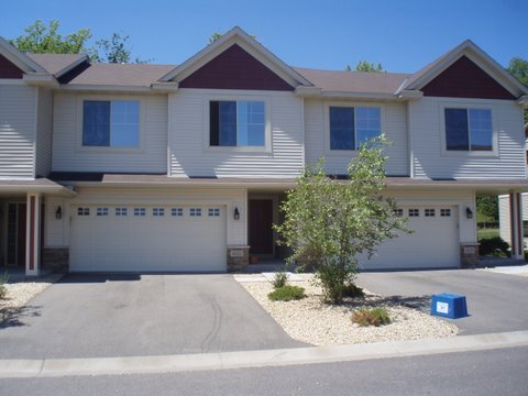 Foto principal - 14252 Parkview Ln NW