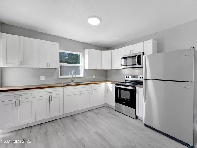 Building Photo - 840 Adger Smith Ln