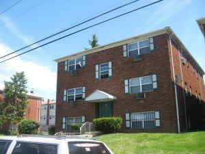 Primary Photo - Eastern Parkway Apartments