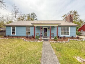 Building Photo - 905 Deer Run Dr