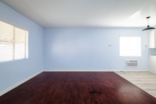 Foto del edificio - 121 N Spruce St. Montebello CA 90640
