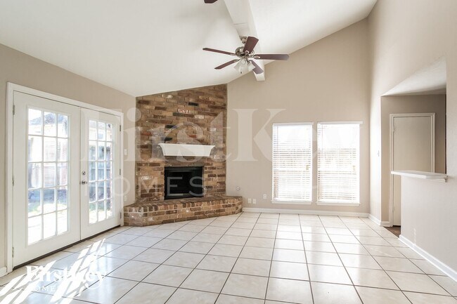 Foto del edificio - 5330 Quail Tree Ln