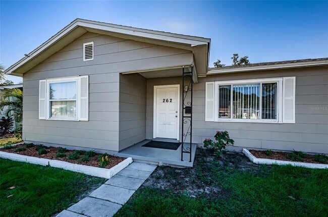 Foto del edificio - 262 40th Ave NE