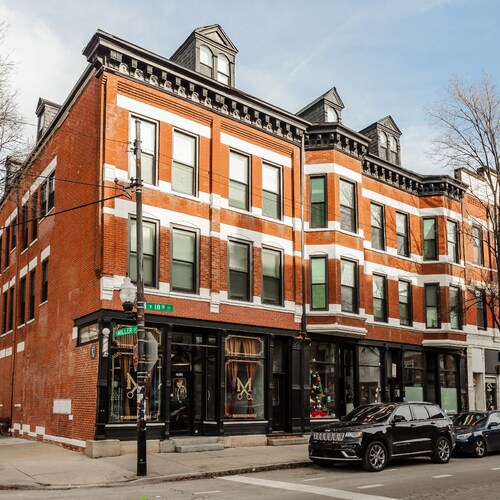 Primary Photo - 1008 W 18th St