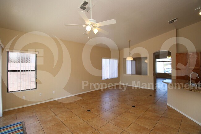 Foto del edificio - 7074 S Heather Dr