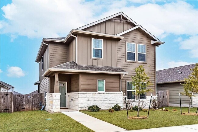 Building Photo - 122 Fairmeadow Downs Dr