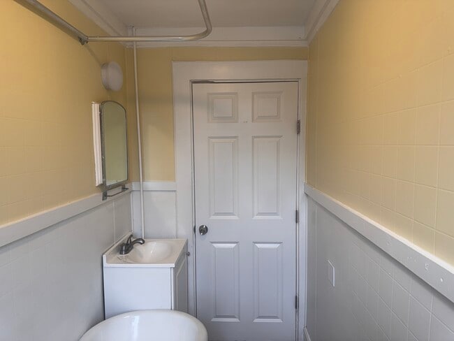 Building Photo - 20 Washington Ave