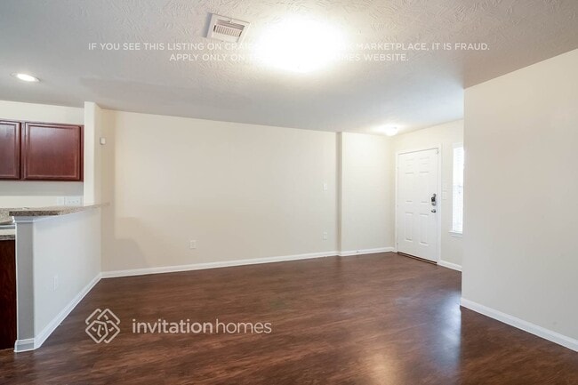 Foto del edificio - 12618 Mountain Daisy Rd