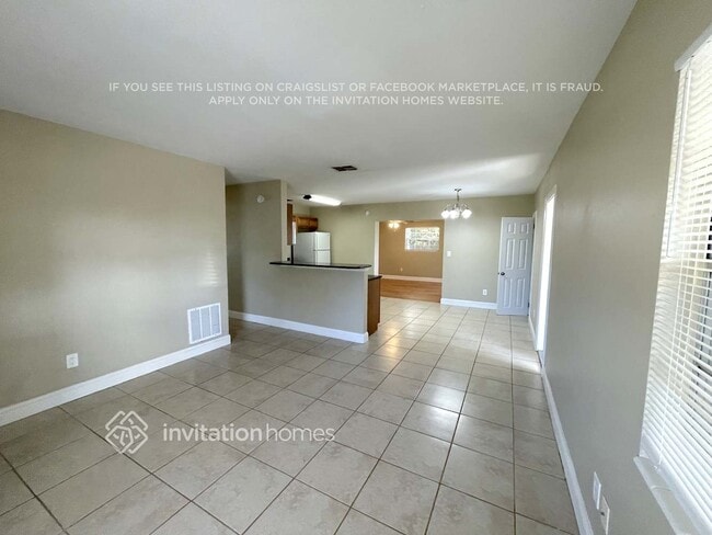 Foto del edificio - 8505 Temple Park Dr