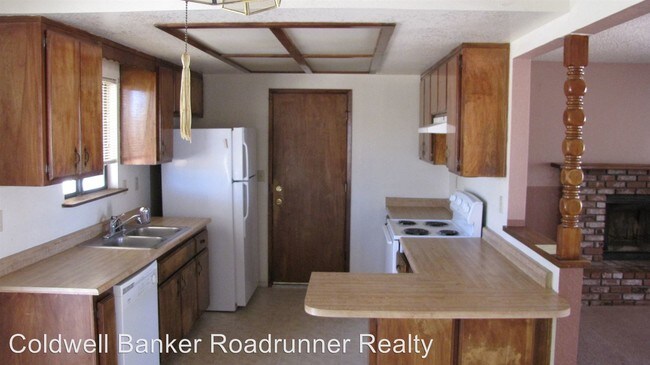 Building Photo - 7759 Sahara Ave