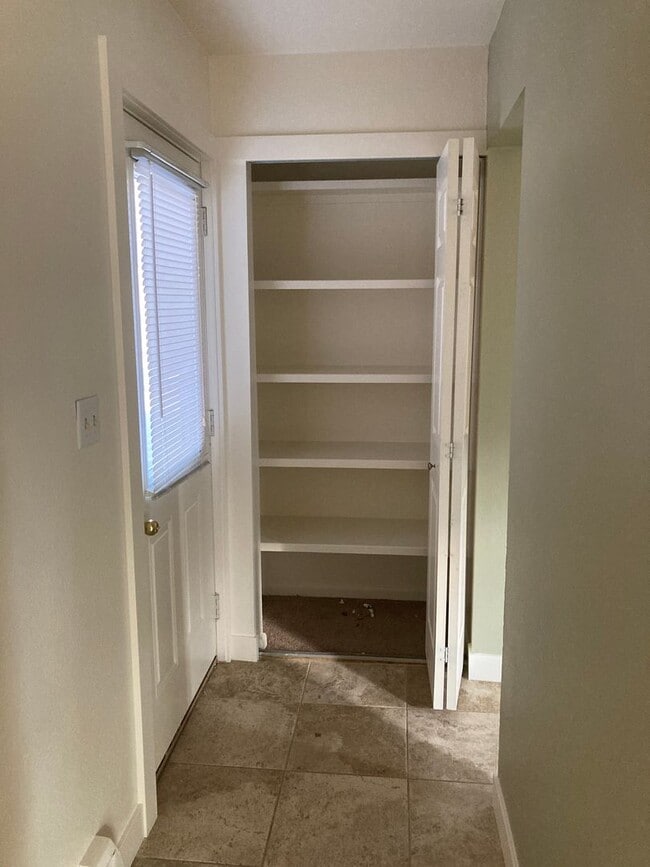 Building Photo - 3547 Nottingham Ct