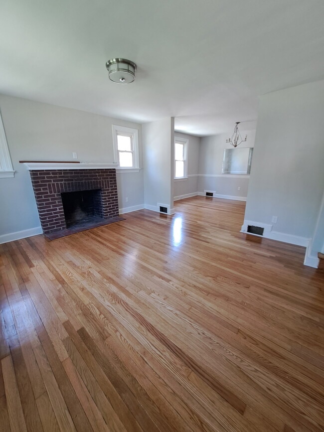Foto del edificio - 1802 Maple St