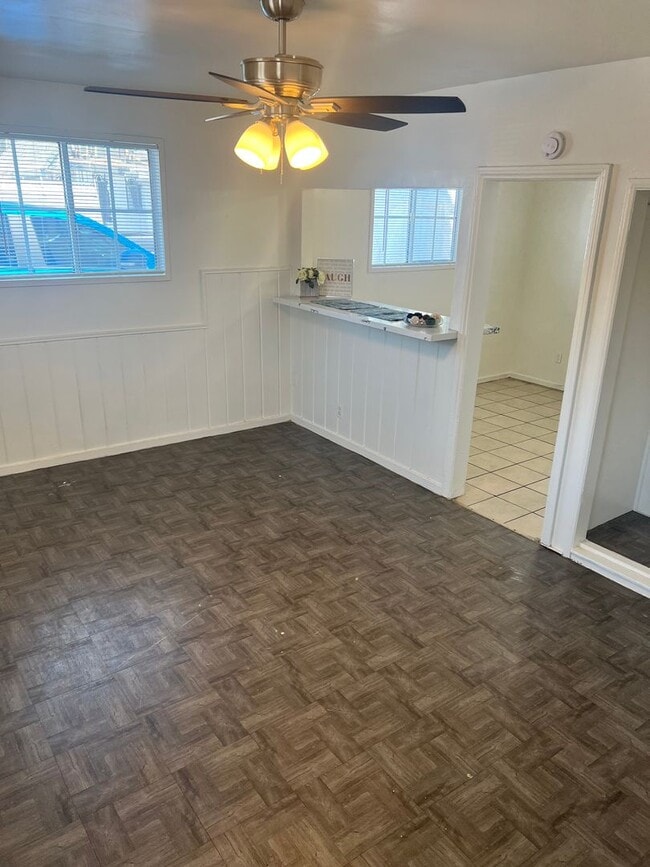 Building Photo - Concert Duplex