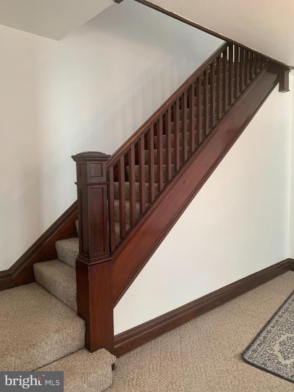 Foto del edificio - 305 W North St