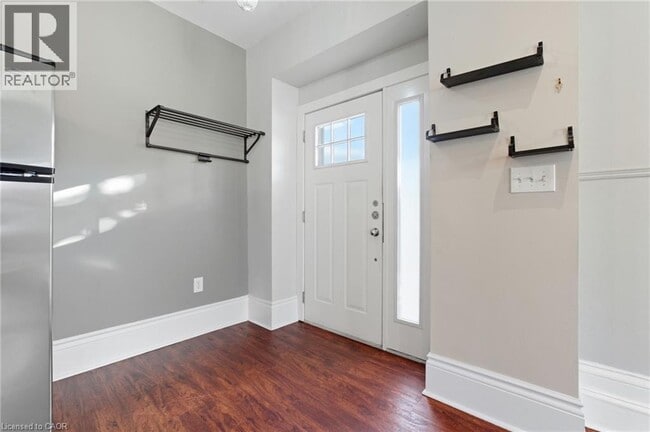 Building Photo - 51 York Rd