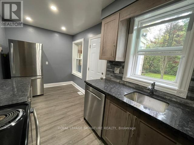 Building Photo - 161 Finch Ave W