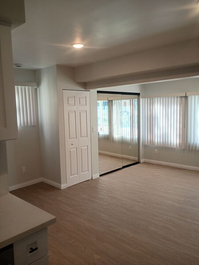 Foto del interior - 5302 Colodny Ave