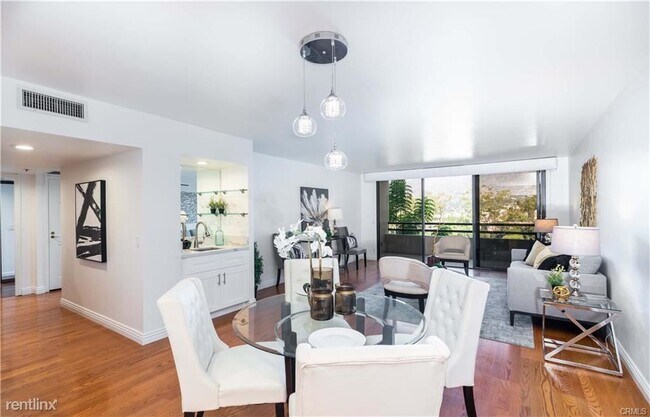 Foto del edificio - 2 br, 2 bath Condo - 345 Pioneer Dr Unit 501