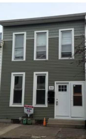 Building Photo - 35 E Market St