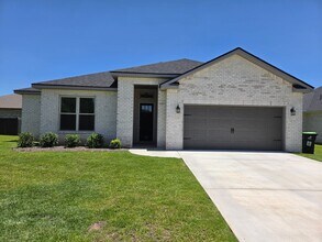 Building Photo - 402 Otters Rdg Dr