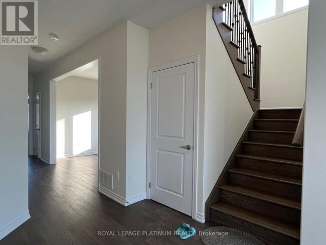 Building Photo - 95 Monteith Dr