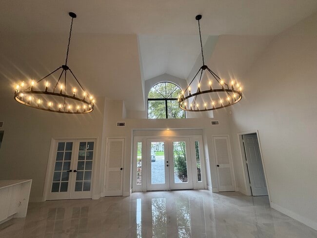 Foto del edificio - 1182 Raintree Ln