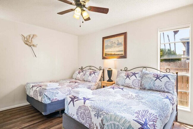 Foto del edificio - 2025 Eleventh Street-SI FL1-ID1023252P