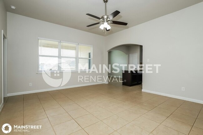 Building Photo - 6272 Begonia