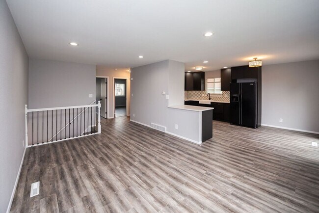 Foto del edificio - 665 23rd St SW