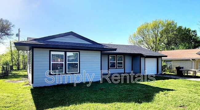 Foto del edificio - 1704 Langford St