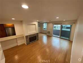 Building Photo - 1124 N La Cienega Blvd
