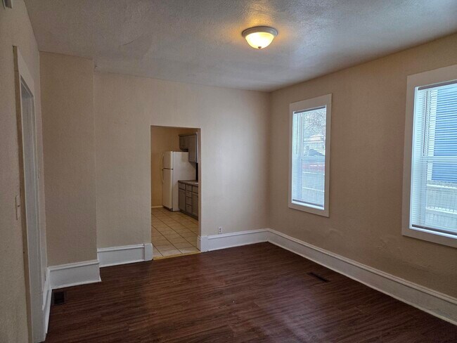 Foto del edificio - 2210 N Penn Ave