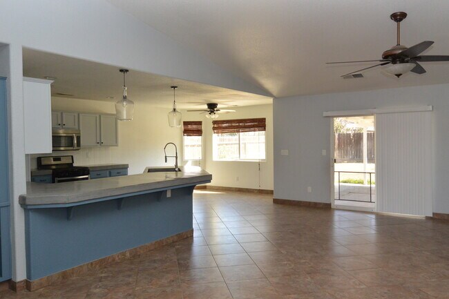 Foto del edificio - 1724 S Grand St