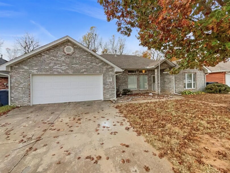 Foto principal - 11708 Hollyrock Dr