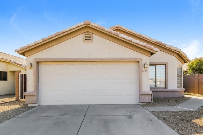 Building Photo - 3319 W Louise Dr