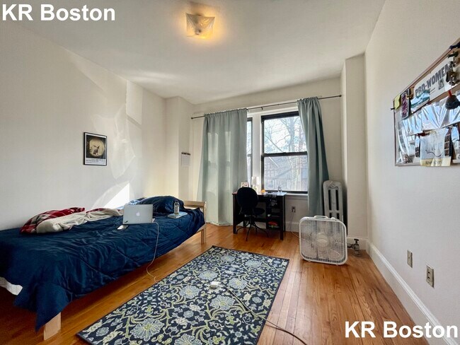 Foto del edificio - 16 Cummings Rd