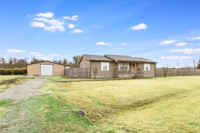 Foto del edificio - FOR RENT IN CHURCH POINT!