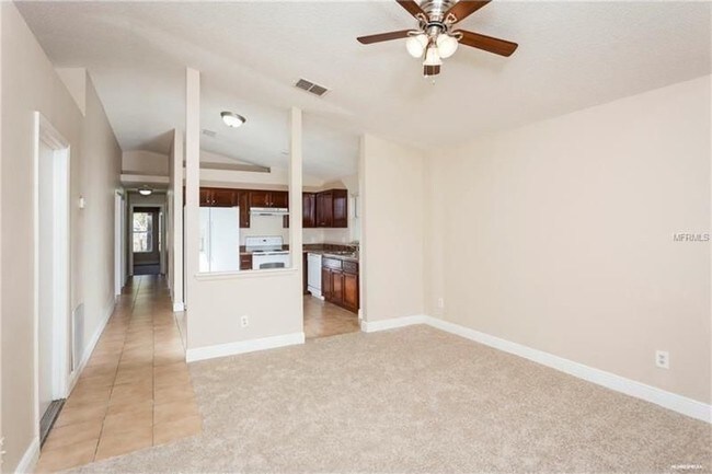 Building Photo - 167 Oak Grove Rd