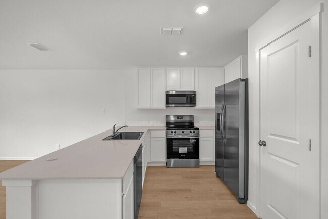 Building Photo - 2428 Bevel Ln