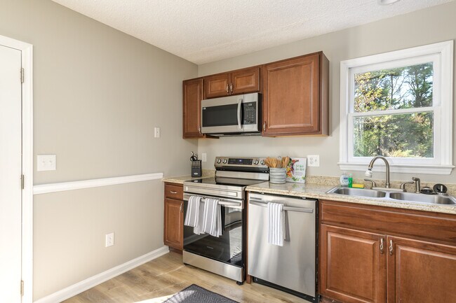 Building Photo - 8306 Rust Wood Pl