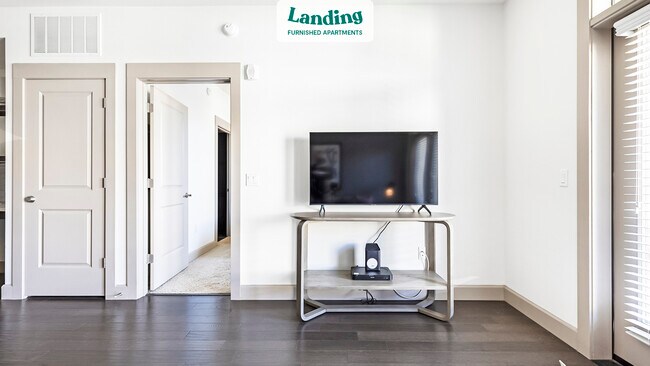 Foto del edificio - 4900 N 44th St