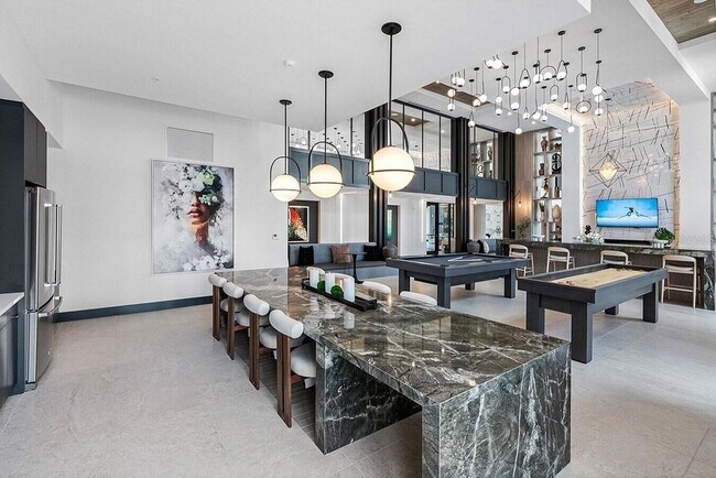 Foto del edificio - 425 Centerpointe Cir