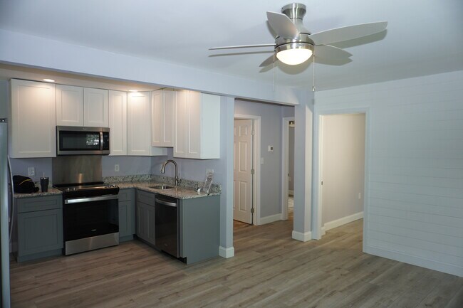 Foto del edificio - 3230 Richwood Ave