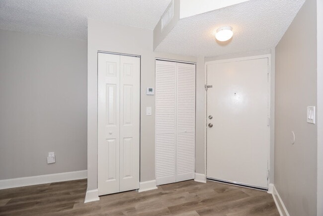 Building Photo - 8205 SW 152nd Ave